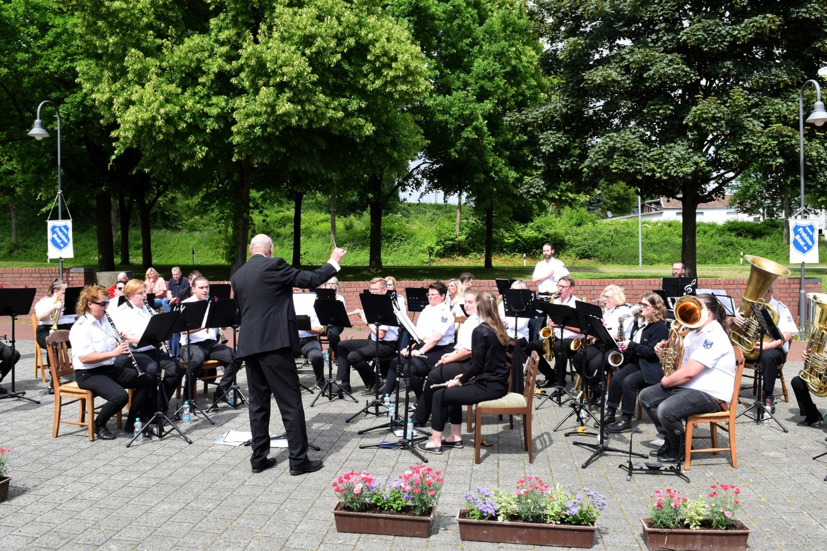 Open-Air-Konzert mit dem Blasorchester "Freisinn Baal e.V." aus Hückelhoven-Baal.